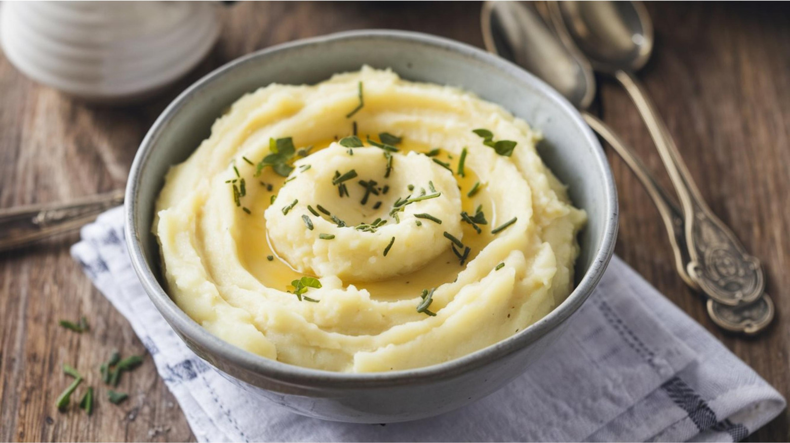 フランス人は特別な材料を使って最高にふわふわのマッシュポテトを作る