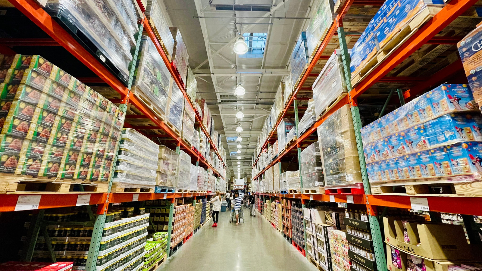 買うべきコストコ食料品12品と避けるべき8品