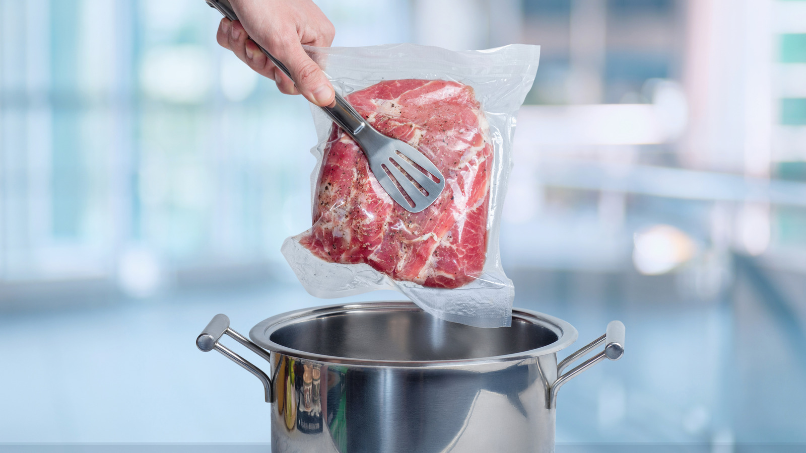 高価なSous Vide Machineの購入を忘れてください。必要なのはクーラーだけです